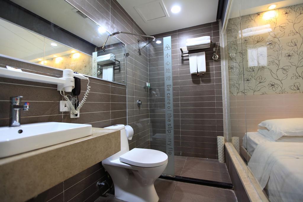Guangzhou Colorful Days Hotel חדר תמונה