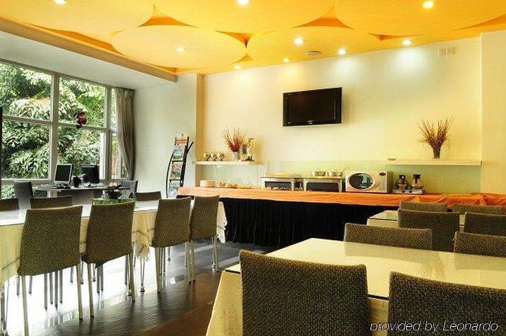 Guangzhou Colorful Days Hotel מסעדה תמונה