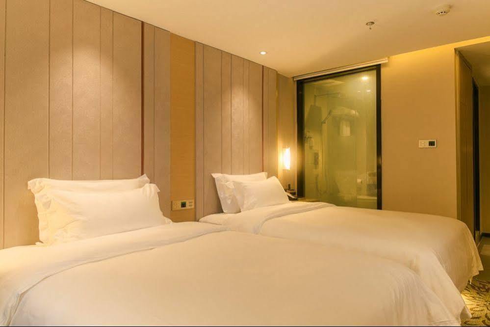 Guangzhou Colorful Days Hotel מראה חיצוני תמונה