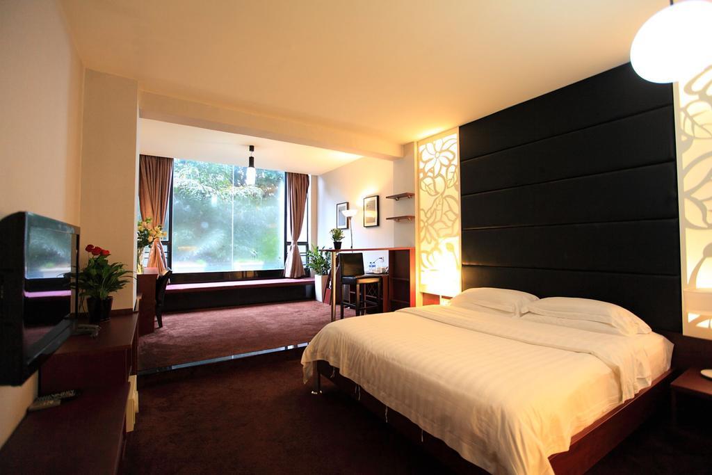 Guangzhou Colorful Days Hotel מראה חיצוני תמונה